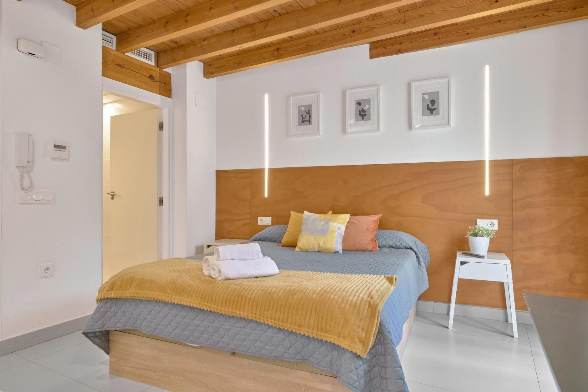 Apartamento De Diseno En La Plaza Del Carmen F1 Валенсія Екстер'єр фото